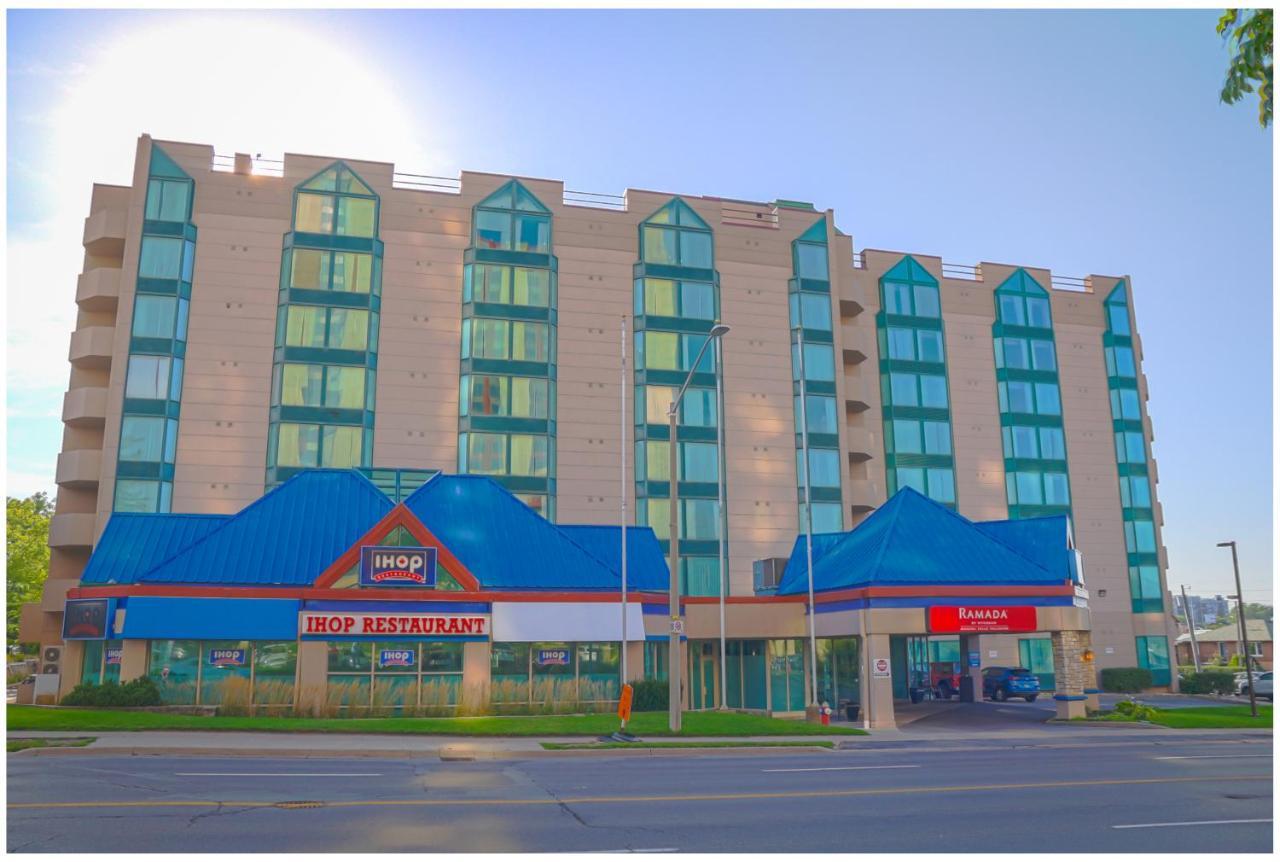 Ramada By Wyndham Niagara Falls/Fallsview Eksteriør billede