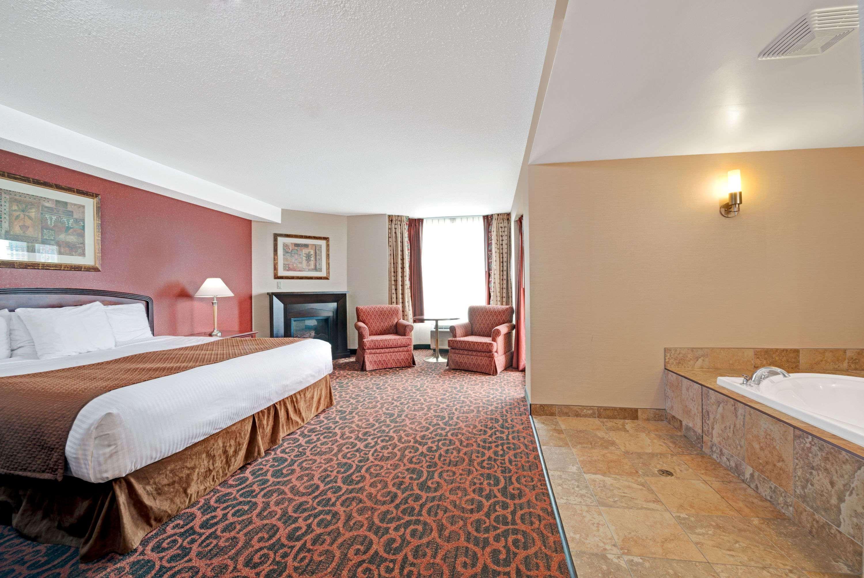 Ramada By Wyndham Niagara Falls/Fallsview Eksteriør billede